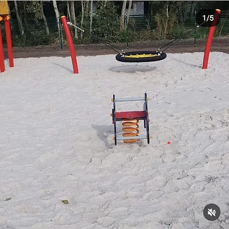 Feriehus Neues Mit Riesem Garten Und Sauna Und Pool