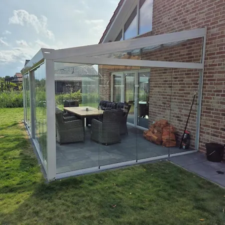 Neues Mit Riesem Garten Und Sauna Und Pool Feriehus Sehestedt (Lower-Saxony)